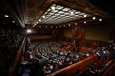 Russia sanctions 384 Japanese lawmakers