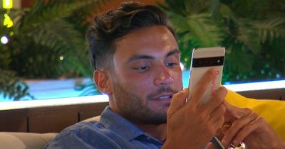 Love Island's strict phone rules, unseen secret texts and cruel ending for their photos