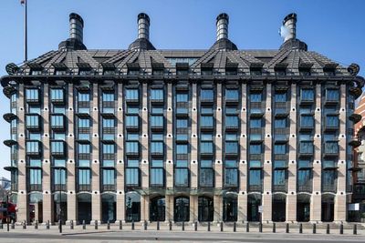 Glass-fronted UK parliament building set to be 'too hot for workers' during heatwave