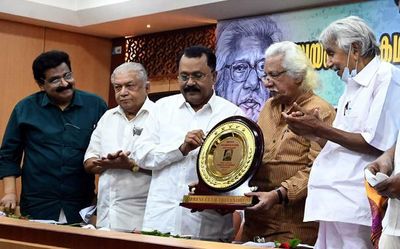 Adoor Gopalakrishnan felicitated