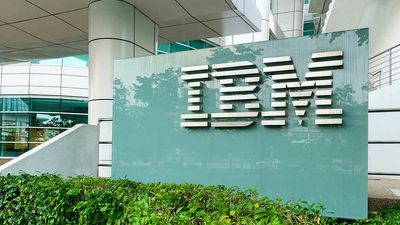 IBM Earnings Top Estimates But Cash-Flow Outlook Falls Short