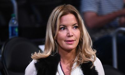 Jeanie Buss explains meaning behind her cryptic tweet
