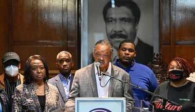 South Side leaders call for return of Kennedy-King president