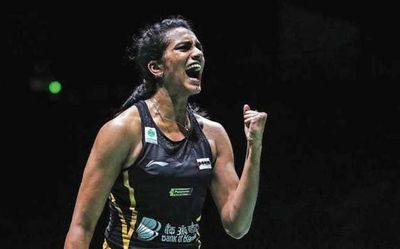 Singapore Open 2022 | P.V. Sindhu storms into final, defeats Japan’s Kawakami in straight sets