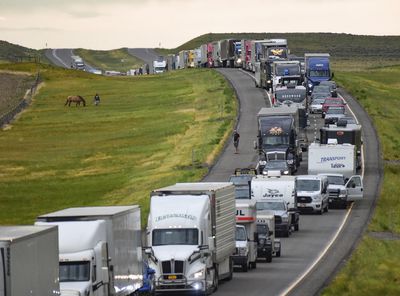 6 people died in Montana after a dust storm caused a highway pileup