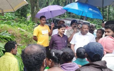 Minister visits rain-hit areas in Chikkamagaluru