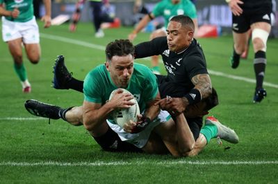 Ireland beat New Zealand 32-22 for historic series victory