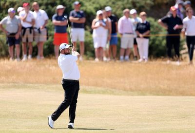 Watch: Shane Lowry holes out for eagle on back-to-back holes — and is officially in the hunt