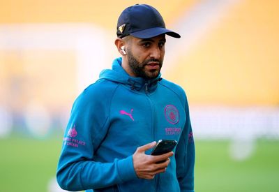 Riyad Mahrez needs new phone and Ireland celebrate – Saturday’s sporting social