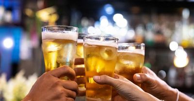 Brits advised to avoid alcohol in coming days amid predictions for record temperatures