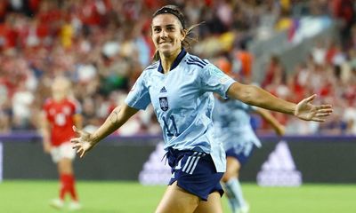 Spain’s Marta Cardona sets up England tie after late strike sinks Denmark