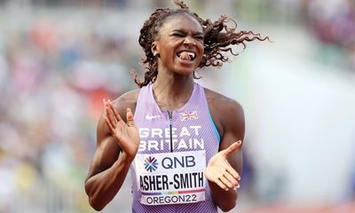 Dina Asher-Smith makes electric 100m return to qualify fastest in Eugene