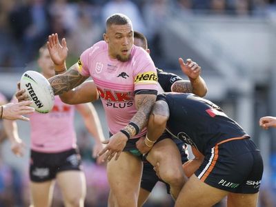 Panthers dig deep to outlast Tigers in NRL