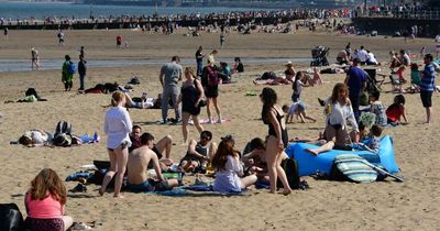 Amber weather warning extended to Edinburgh as 'extreme heat' to affect capital