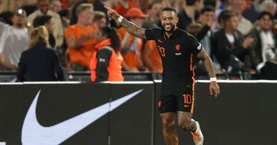 'Bring him home!' — Manchester United fans make wildcard Memphis Depay transfer plea