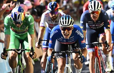 Tour de France 2022 LIVE: Stage 15 route updates as Jonas Vingegaard retains yellow jersey over Tadej Pogacar