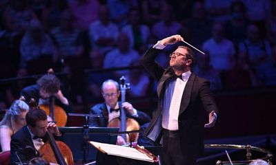 Prom 2: Sinfonia of London/Wilson review – an incisive and exciting celebration of British music
