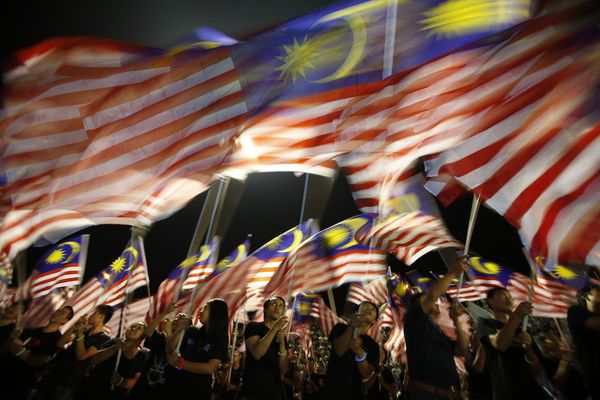 Malaysian assets at risk globally as late Sultan's heirs claim $15 billion award