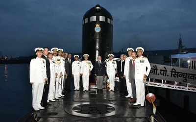 Kilo class submarine INS Sindhudhvaj decommissioned