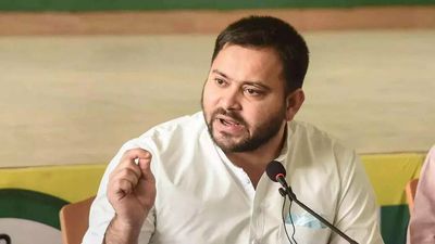 BJP leaders hit back at Tejashwi Yadav for calling Droupadi Murmu a 'statue'