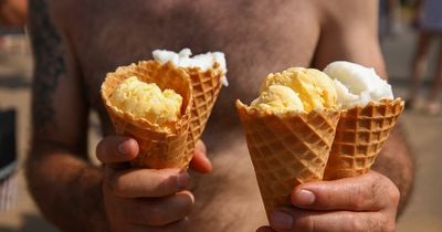 How much should you drink during a heatwave and what should you eat?