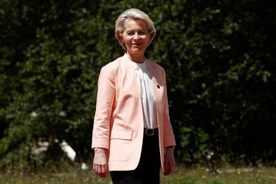 EU's chief executive heads to Azerbaijan in search of gas deal
