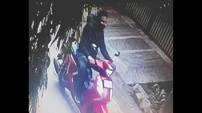 Bengaluru: Two-wheeler left for servicing goes missing from centre