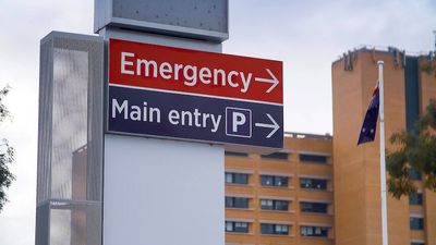 Canberra Hospital patients set to be moved to private hospitals, aged care facilities as COVID-19 cases surge