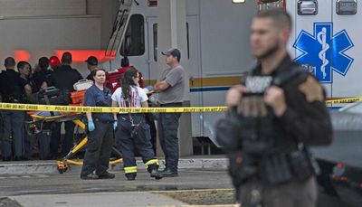 Chief: 3 dead in Indiana mall shooting; witness kills gunman