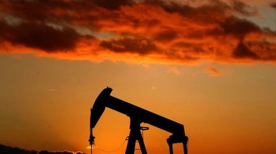 Oil Prices Extend Gains