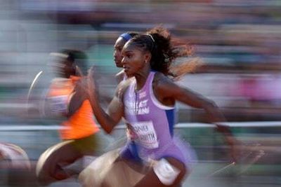 Dina Asher-Smith narrowly misses out on 100m medal at World Athletics Championships