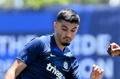 Armando Broja asks to leave Chelsea as West Ham increase £30m-plus transfer offer with personal terms close