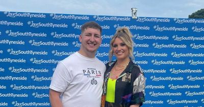 'She's absolutely lovely' - Ella Henderson enjoys Colmans chippy tea in South Shields after massive Bents Park gig