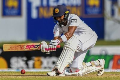 Chandimal powers Sri Lanka's lead past 300 in first Test