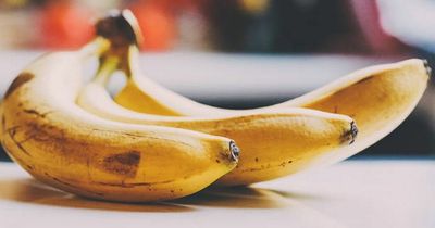 Keep bananas perfectly yellow for 10 days with clever food storage hack ‘slows ripening'