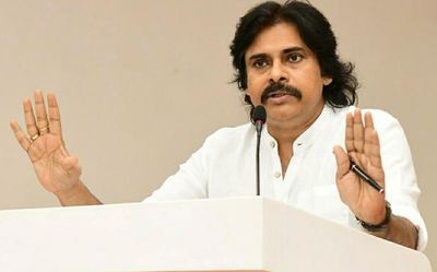 Andhra Pradesh: Pawan appeals to supporters to help Godavari flood victims