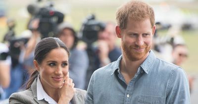 Meghan Markle 'threw tea' and made odd photo demand - while Queen 'snubbed' request