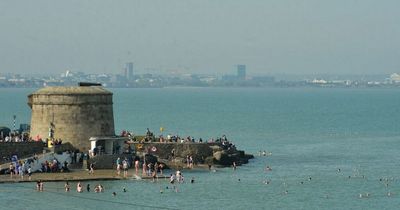 Heatwave Ireland: Hottest day on record in Dublin as temperatures hit 33C in the Phoenix Park