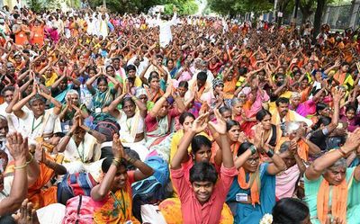 Andhra Pradesh: CPI leader urges TTD to ensure monetary aid to Bhajan artistes