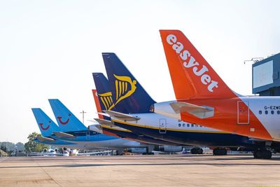 Flights suspended at Luton airport as high temperatures cause runway defect