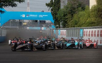 Watch | What is Formula E racing?