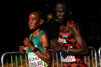 Ethiopia's Gebreslase wins world women's marathon