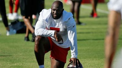 Report: Buccaneers Coaches Unhappy With Fournette’s Weight