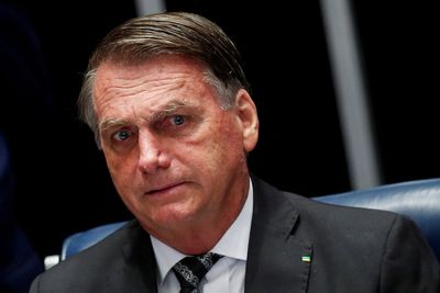 Bolsonaro attacks Brazil's election system in briefing of diplomats