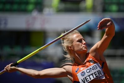 Vetter leafrogs Thiam with one event in heptathlon left