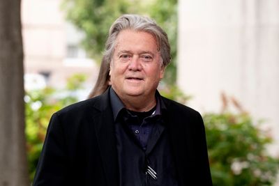 ‘Relishing prospect of martyrdom’: Steve Bannon accused of treating trial as theatre arriving for court in three shirts