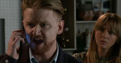Corrie fans point out Gary's obvious error as he hunts for Kelly's kidnapper