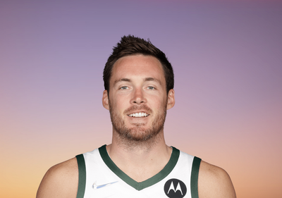 Pat Connaughton’s extension with Bucks worth $28.27M