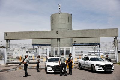 Mexico minimizes U.S. role in drug kingpin's capture