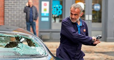 Corrie spoilers: Kevin loses it and smashes up car amid anxiety over Abi's return